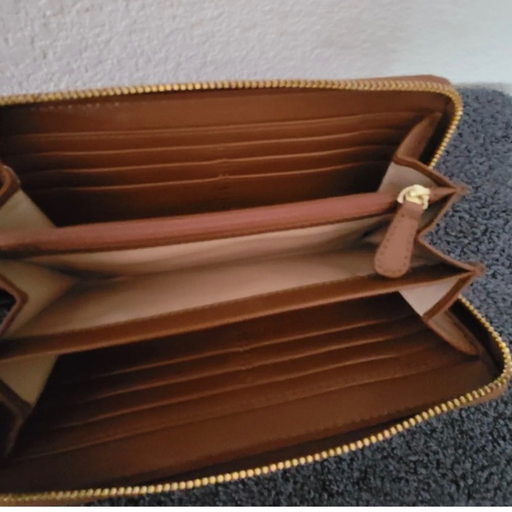 Coach purse and wallet set - Picture 5 of 5